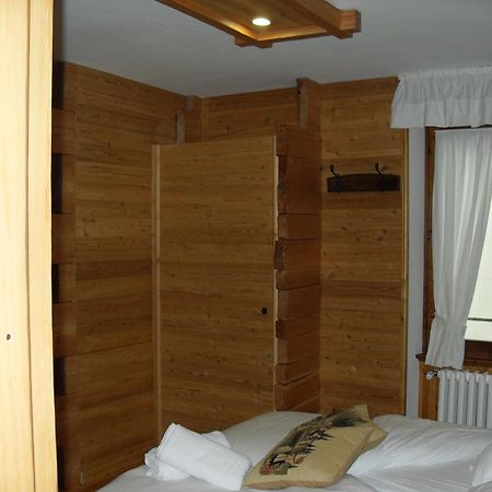 Hotel Capriolo Madesimo Kültér fotó