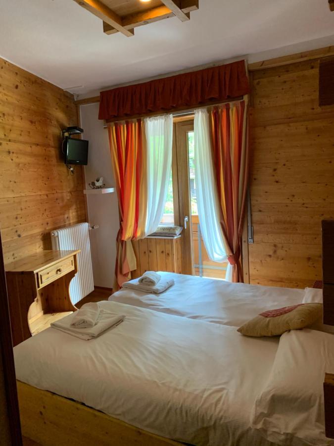 Hotel Capriolo Madesimo Kültér fotó