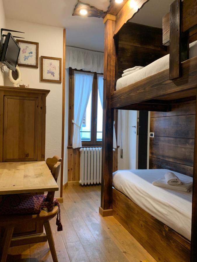 Hotel Capriolo Madesimo Kültér fotó